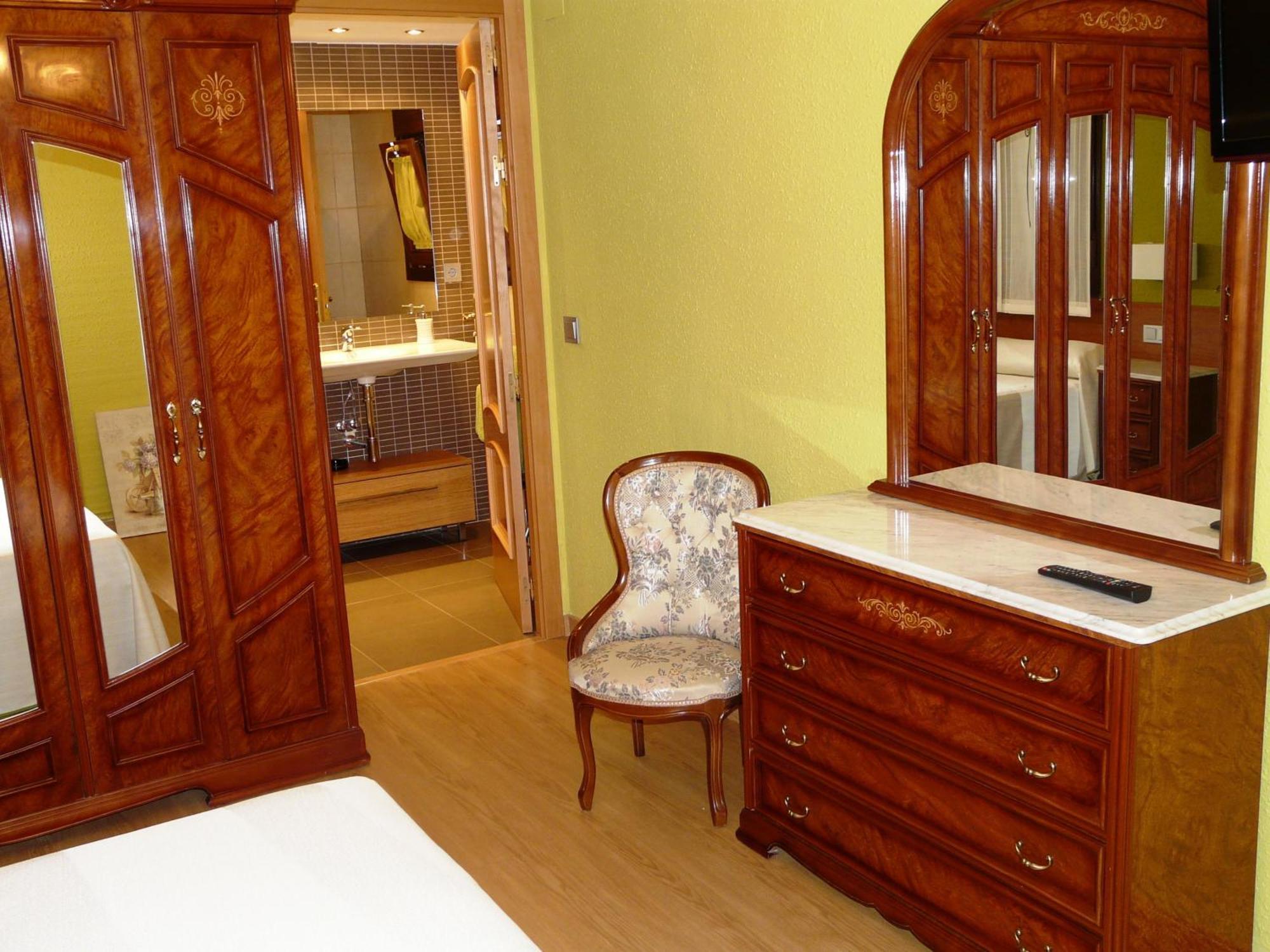 Apartamento Turistico Guara Casa Castro Barbastro Exterior foto
