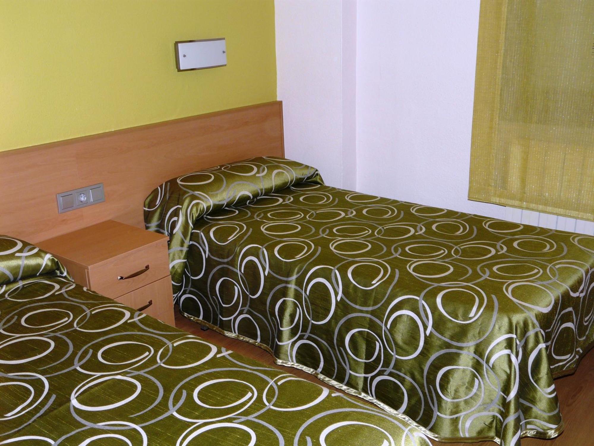Apartamento Turistico Guara Casa Castro Barbastro Exterior foto